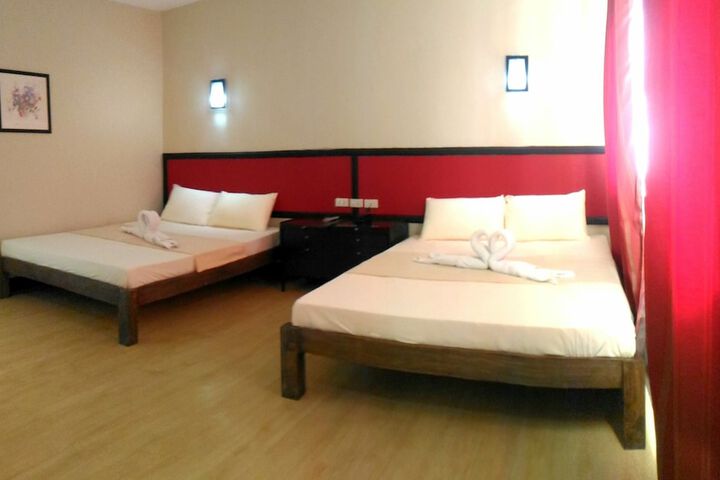 Room 3 of 15