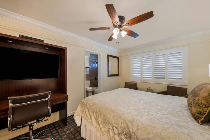 Room 18 of 54
