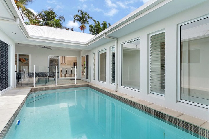 Pool 12 of 12