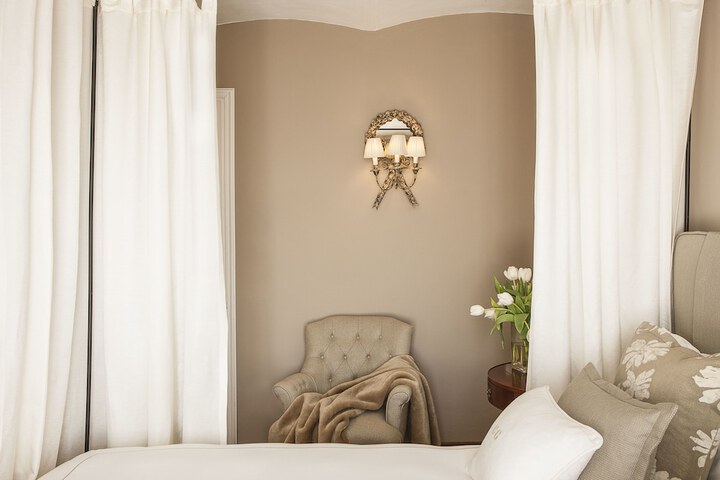 Room 12 of 64