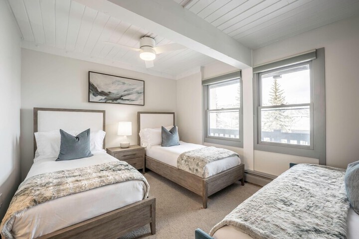 Image of Interlude 208 in Snowmass Village