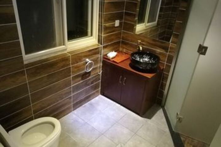 Room 4 of 39