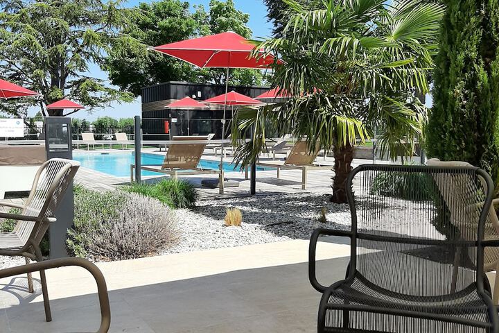 Pool 36 of 54