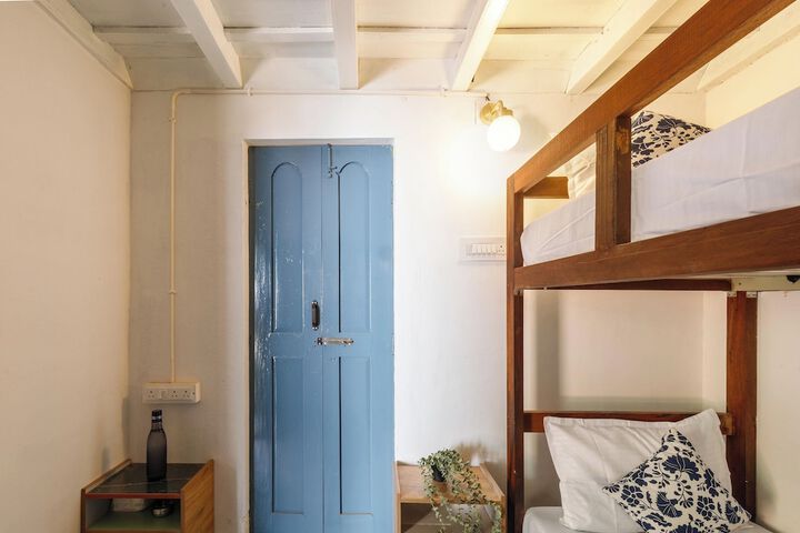 Room 3 of 30