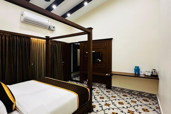 Room 15 of 71