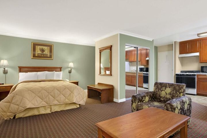 Room 6 of 64