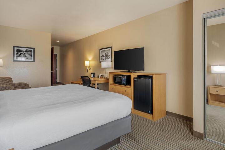 Room 8 of 52