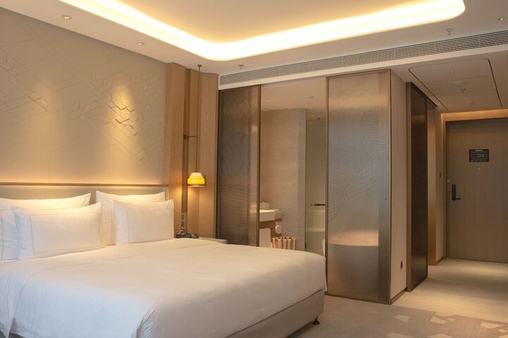 Room 22 of 114