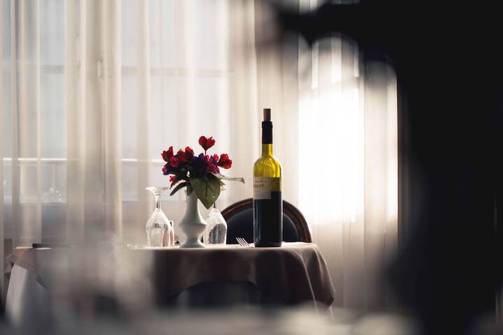 Dining Photos