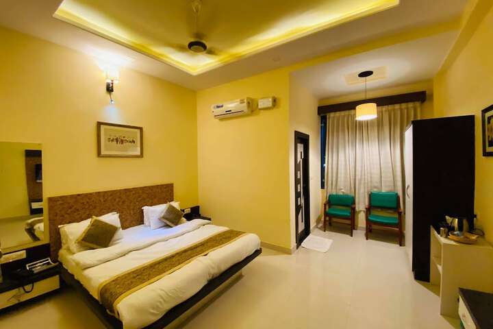 Room 20 of 28