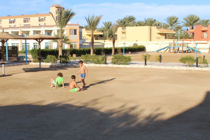 Beach 53 of 70