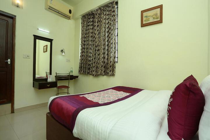 Room 8 of 8