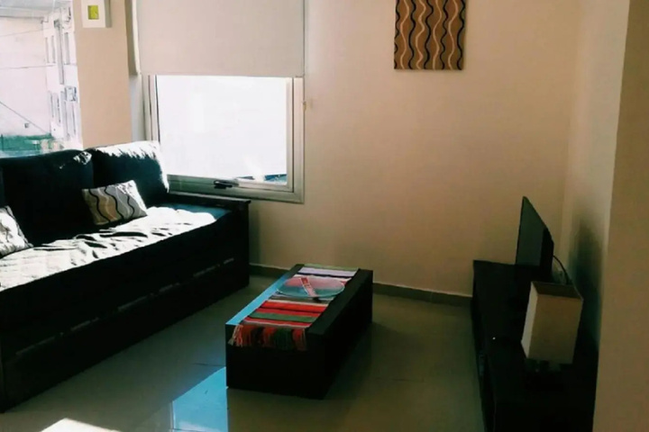 Room 4 of 11