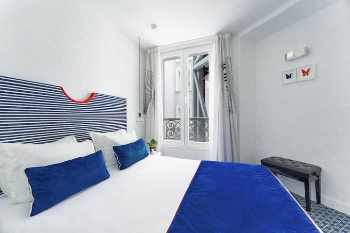 Room 35 of 114