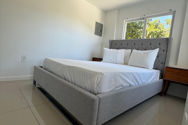 Room 5 of 65