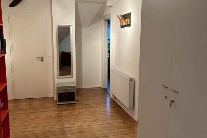 Room 15 of 27