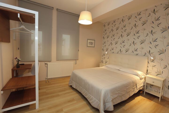 Room 8 of 26