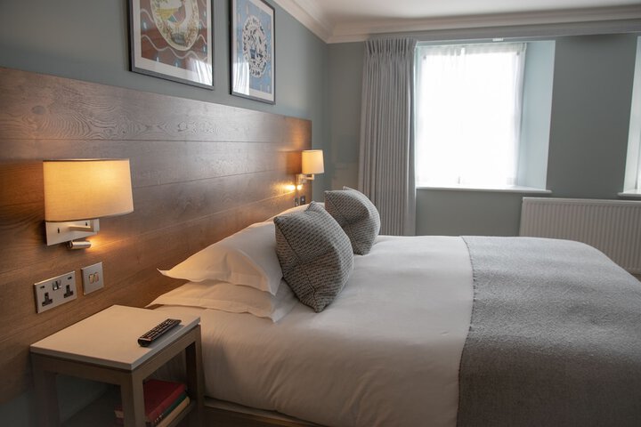 Room 7 of 53
