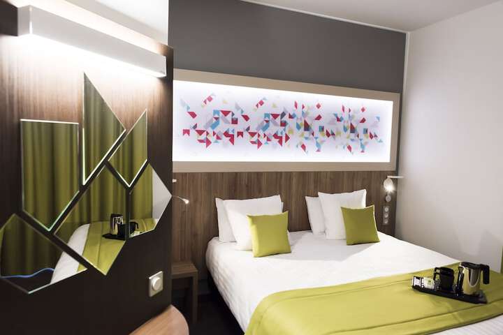 Room 6 of 41