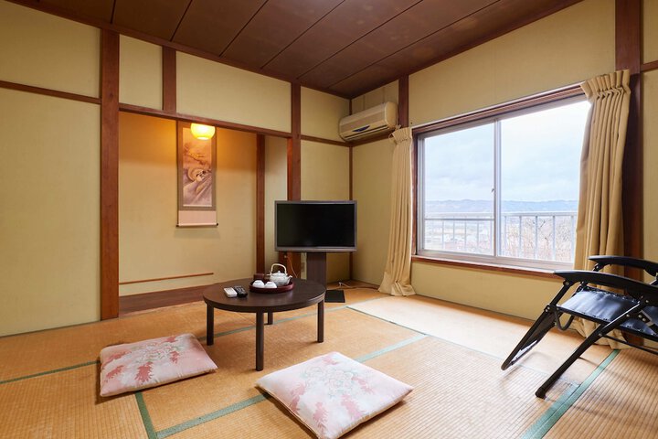 Room 17 of 75