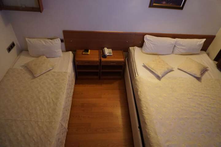 Room 20 of 49