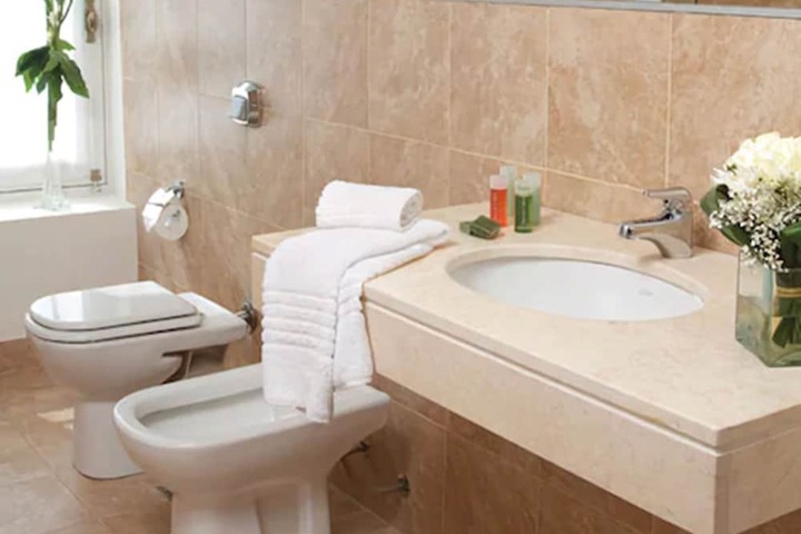 Clean Restrooms