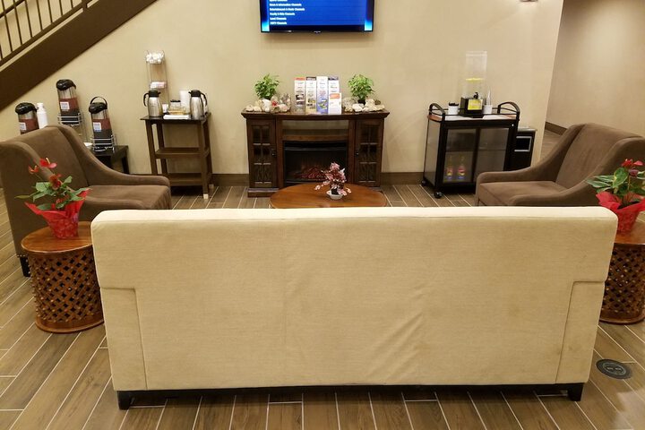 Guest Lobby