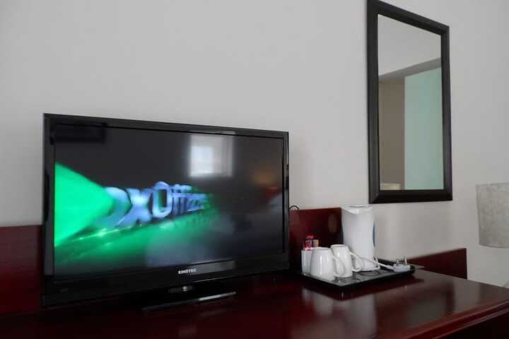 Room 5 of 43