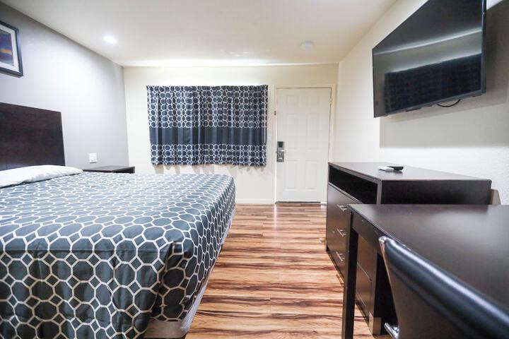 Room 7 of 22