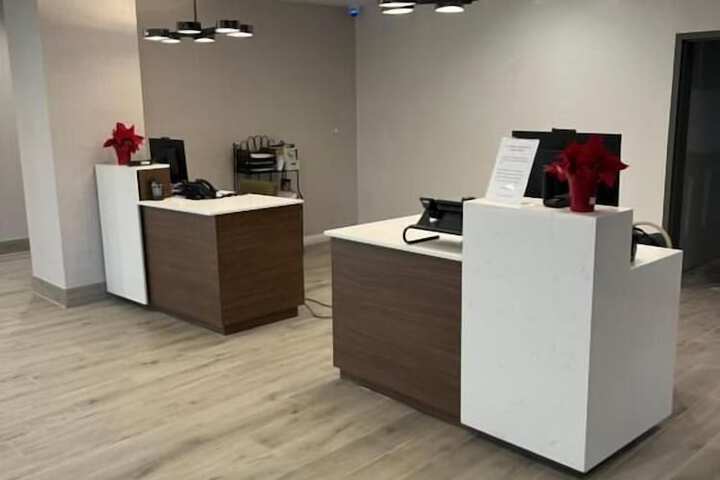 Entrance & Lobby