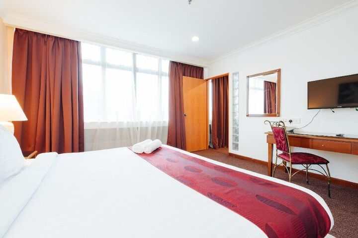 Room 16 of 51