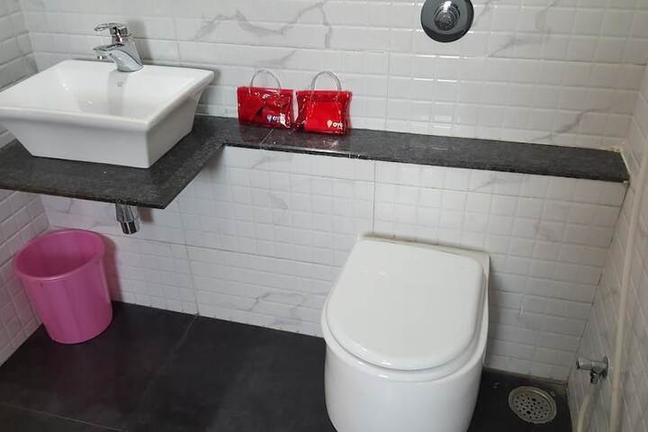 Room 19 of 29