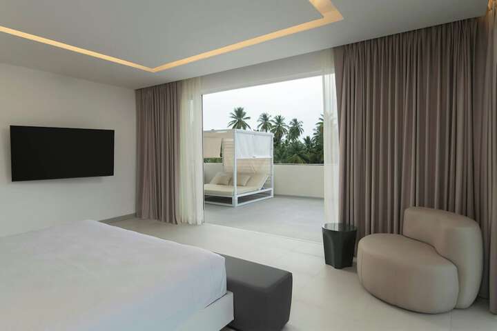 Room 30 of 91