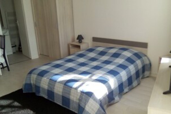 Room 16 of 17