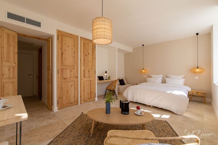 Room 10 of 47