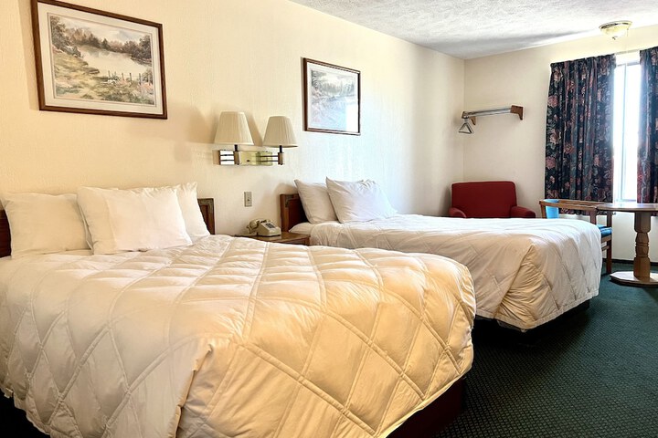 Standard Double Room (5 of 14)