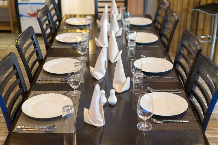 Dining 45 of 57