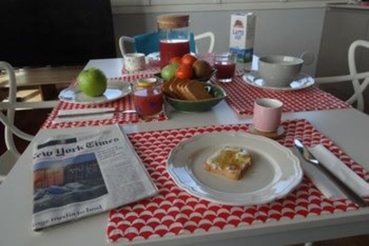 Breakfast/Coffee Service 21 of 100