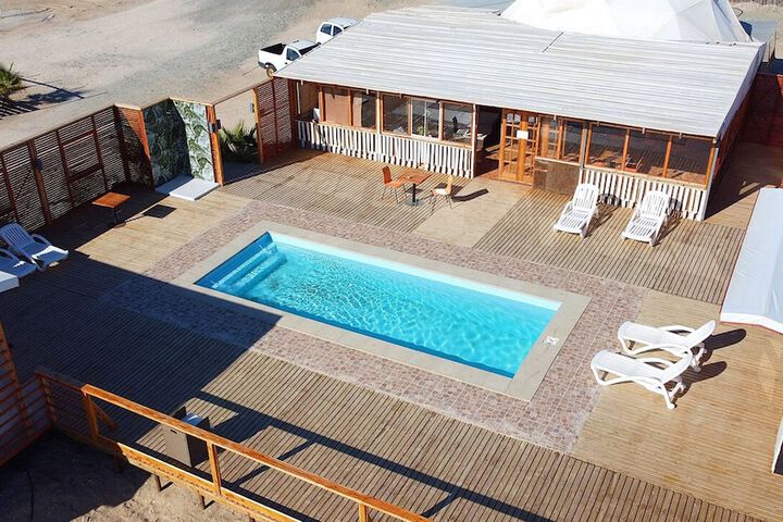 Pool 4 of 6