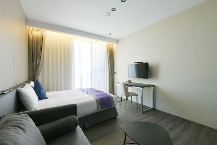 Room 19 of 51