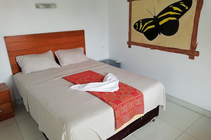 Room 12 of 36
