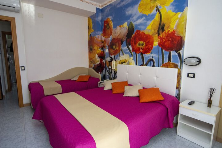 Room 7 of 14
