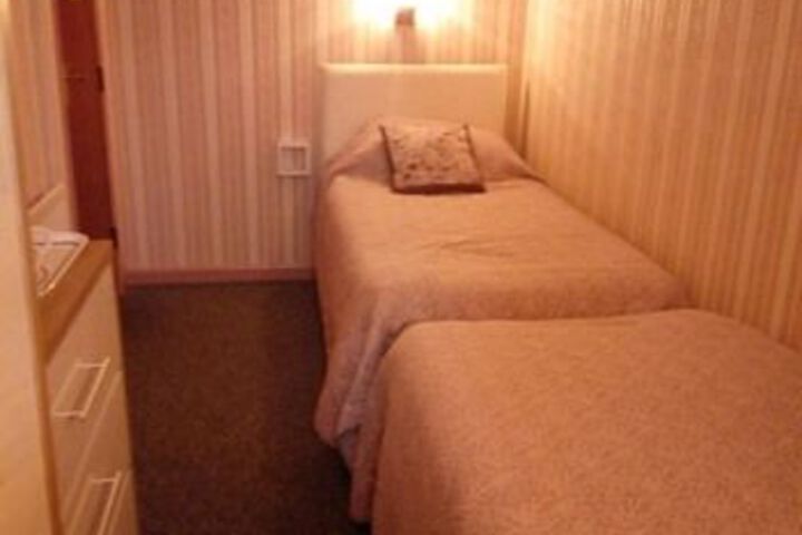 Room 31 of 43