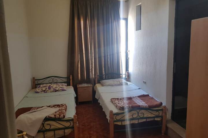 Room 3 of 9