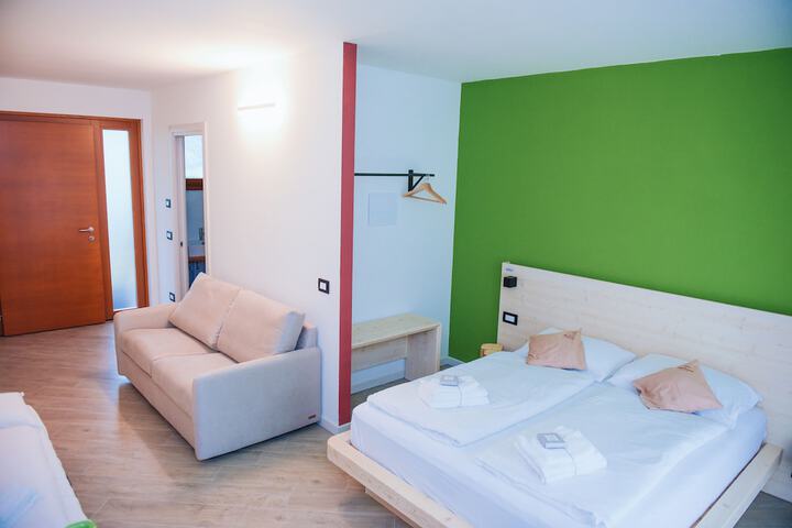 Room 13 of 62