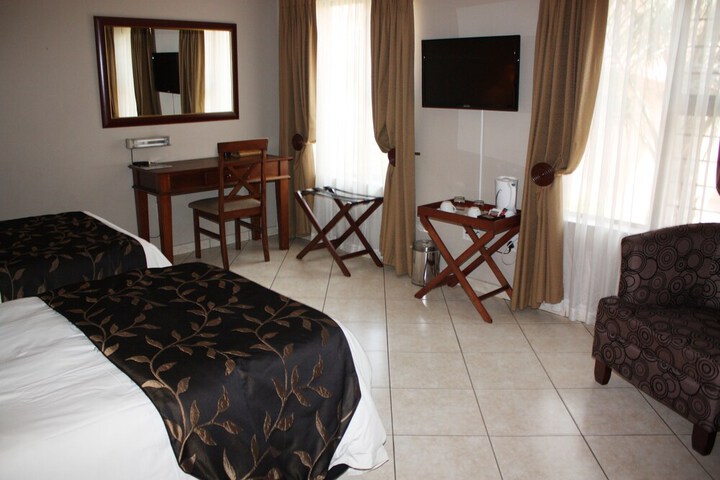 Room 4 of 70