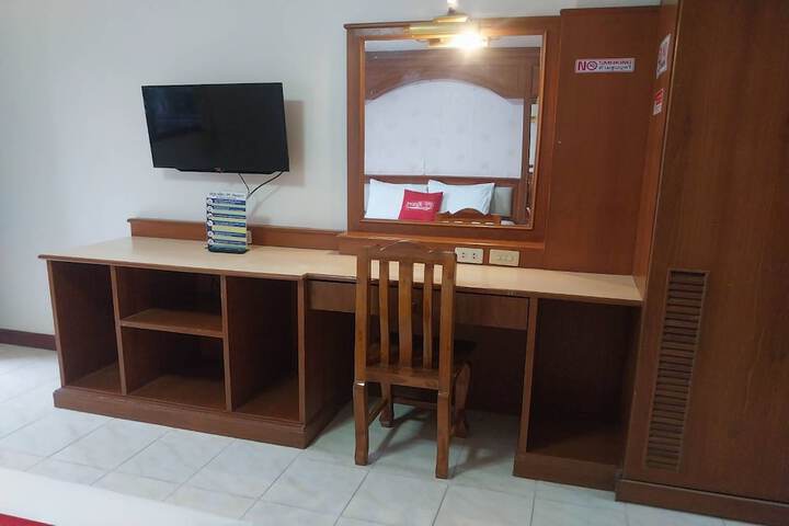 Room 47 of 89