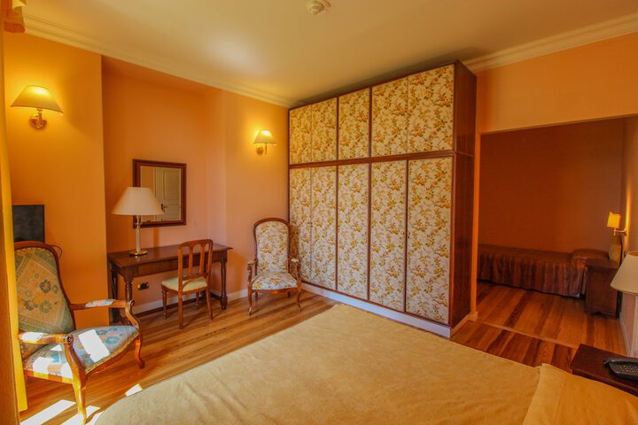 Room 23 of 63