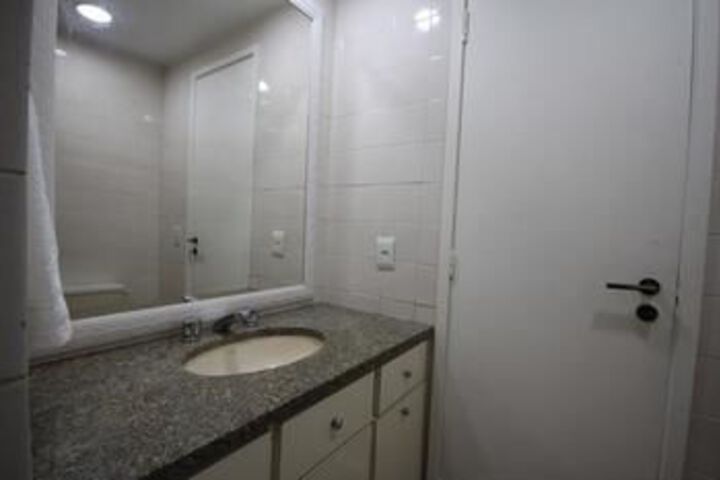 Room 9 of 47