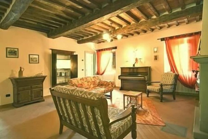 Room 14 of 46